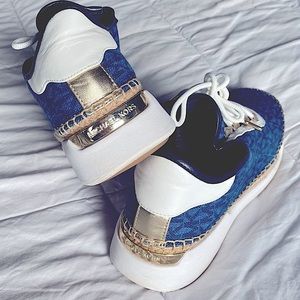 Michael Kors Sneakers size 7